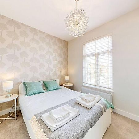הוילה לונדון Stylish 2Bed2Bath Flat 4Min From Tube Station מראה חיצוני תמונה